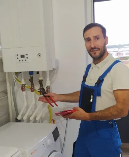 Instalator București și Ilfov, Meștereanu. Servicii de Reparații și Montaj Instalații Sanitare